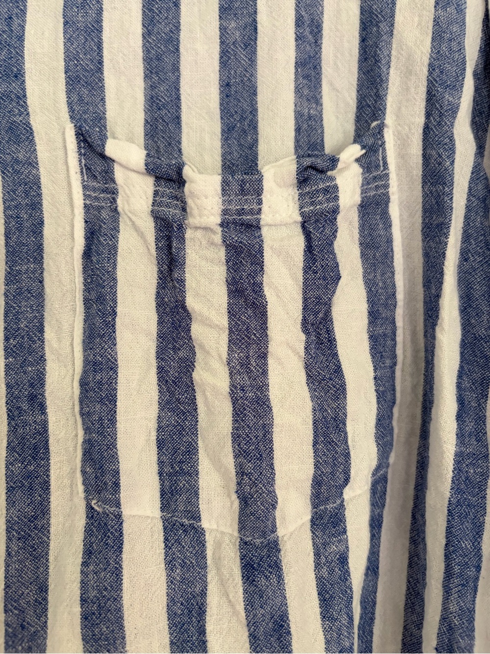 Old Navy” The Boyfriend Shirt “Blue and White Vertical Stripe Button-Up - Picture 6 of 8
